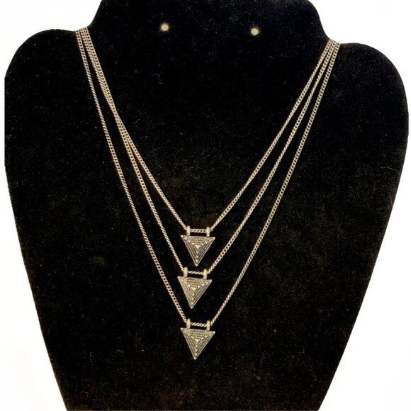 Three Strand Layered Silver Tone Necklace With Triangles Pyramid Elegant Vintage - Picture 1 of 8
